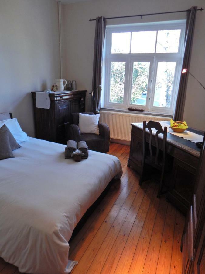 Les Remparts Hotel Binche Exterior photo
